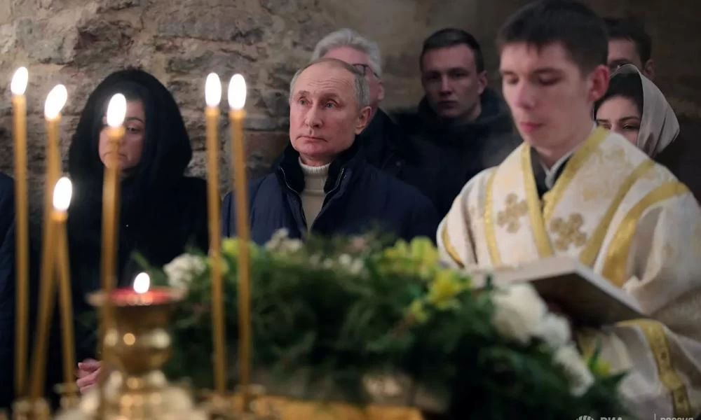 Πώς γιόρτασε ο Πούτιν τα Χριστούγεννα (ΒΙΝΤΕΟ)